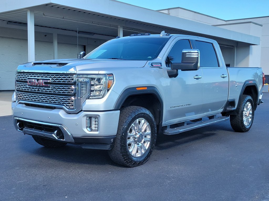 Used 2020 GMC Sierra 2500 Denali w/ Denali Ultimate Package AWD/4WD image 3