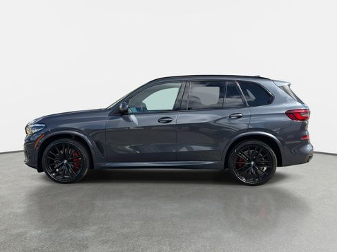 Used 2021 BMW X5 M50i image 6