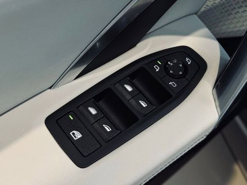 Used 2026 BMW X1 xDrive28i image 16