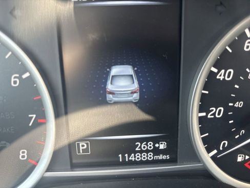 Used 2017 Nissan Sentra SV FWD image 12