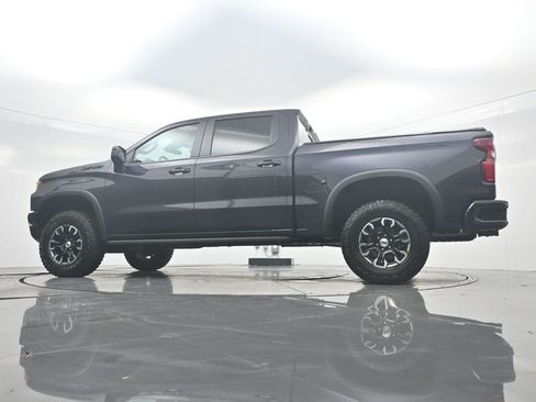 Used 2024 Chevrolet Silverado 1500 ZR2 w/ Technology Package AWD/4WD image 39