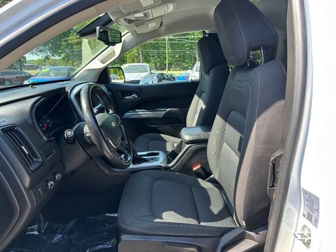 Used 2021 Chevrolet Colorado LT w/ Safety Package image 12