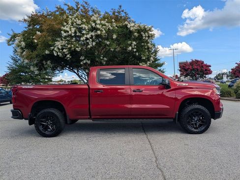 Used 2024 Chevrolet Silverado 1500 LT Trail Boss image 9