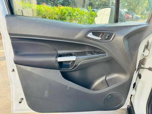 Used 2015 Ford Transit Connect XLT FWD image 12