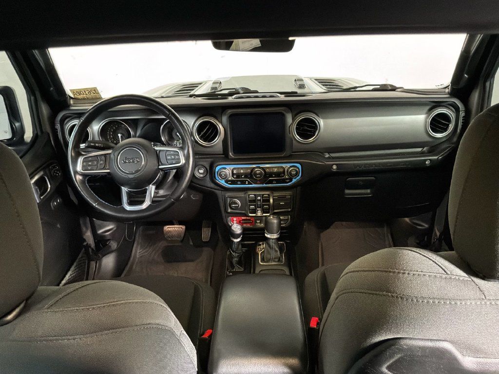 Certified 2021 Jeep Wrangler Unlimited Rubicon 4xe w/ Cold Weather Group AWD/4WD image 22