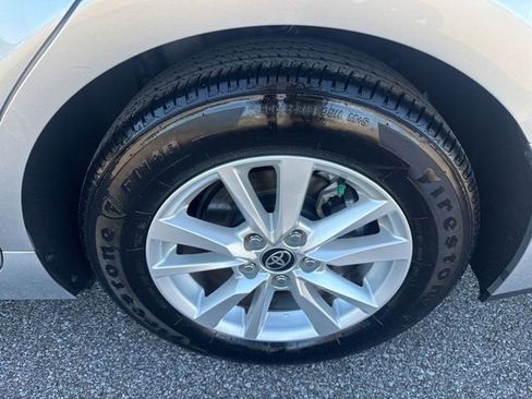 Used 2025 Toyota Camry LE w/ Convenience Package FWD image 11
