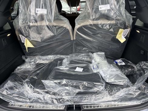 New 2026 Volvo XC90 B5 Plus image 9