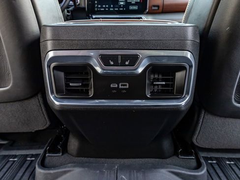 Used 2024 GMC Sierra 2500 Denali Ultimate image 33