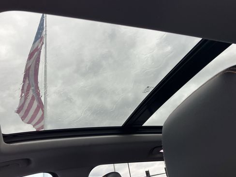 Used 2020 GMC Terrain SLT w/ Preferred Package image 27