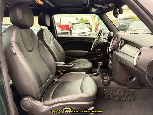 Used 2011 MINI Cooper Clubman FWD image 17