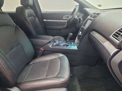 Used 2016 Ford Explorer Sport w/ Equipment Group 401A AWD/4WD image 21