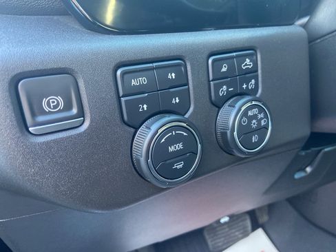 Certified 2022 Chevrolet Silverado 1500 LT Trail Boss w/ LT Trail Boss Premium Package image 13