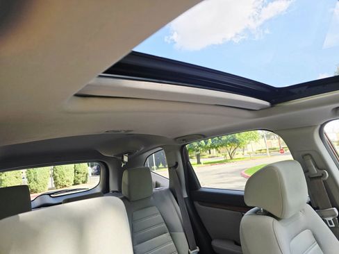 Used 2017 Honda CR-V EX image 32