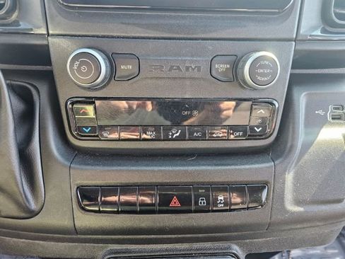 Used 2022 RAM ProMaster 2500 image 16