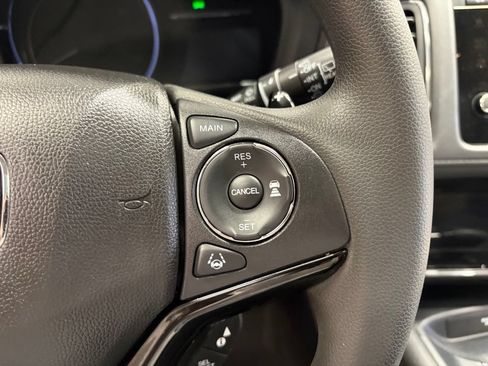 Used 2022 Honda HR-V EX image 15