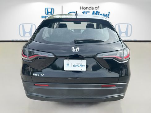 Certified 2024 Honda HR-V LX image 6