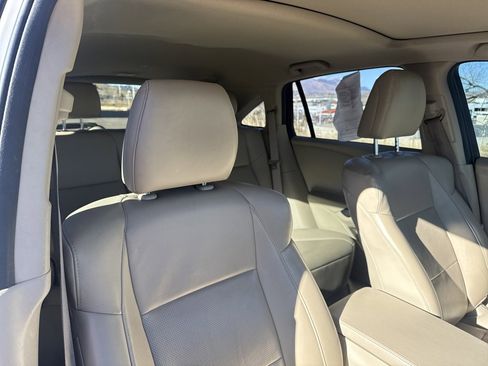 Used 2017 Acura RDX AWD w/ Advance Package image 29