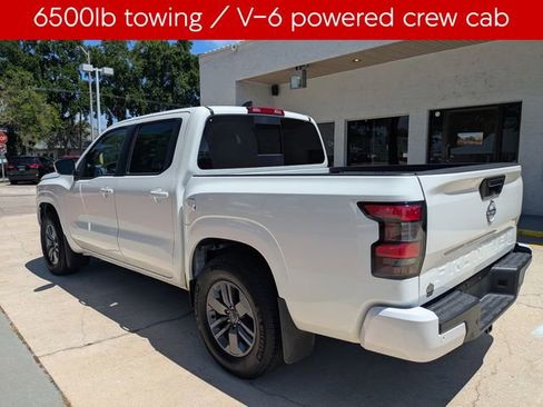 Certified 2025 Nissan Frontier SV w/ SV Convenience Package RWD image 6