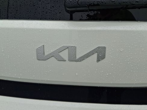 Used 2024 Kia Soul LX w/ Option Group 015 FWD image 28