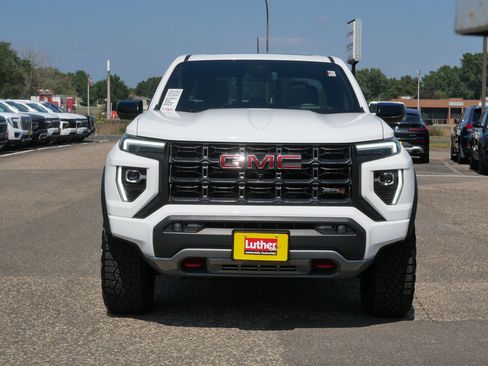 Used 2023 GMC Canyon AT4 w/ AT4 Premium Package AWD/4WD image 2