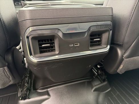 Used 2025 Chevrolet Silverado 1500 LTZ AWD/4WD image 20