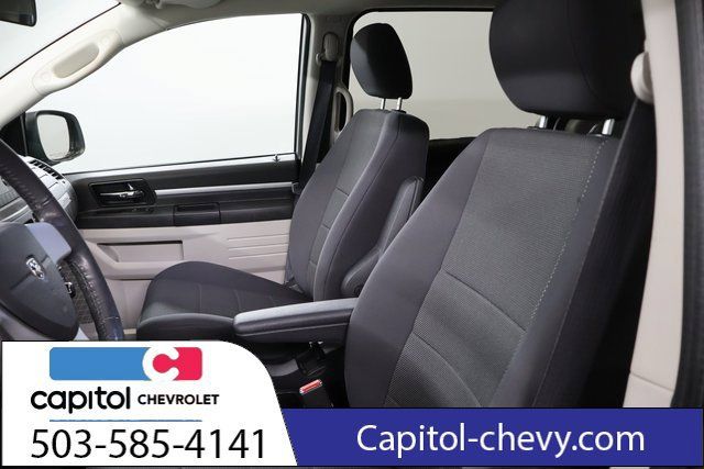 Used 2009 Dodge Grand Caravan SXT FWD image 13