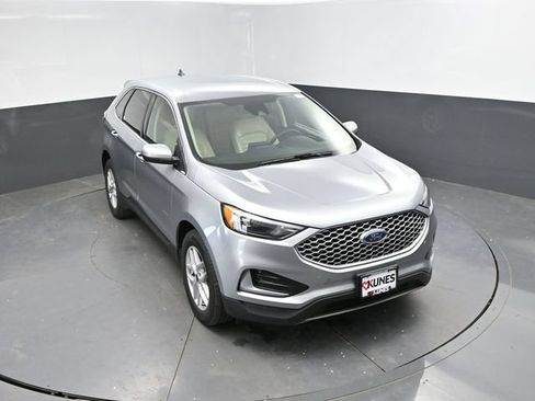 Used 2024 Ford Edge SEL AWD/4WD image 37