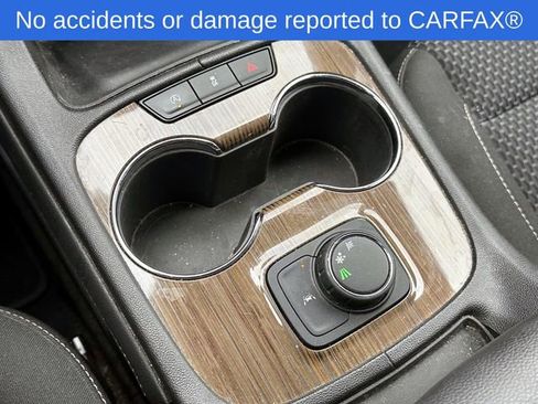 Certified 2023 GMC Acadia SLE image 28