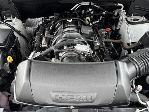 Used 2025 Dodge Durango R/T AWD/4WD image 34
