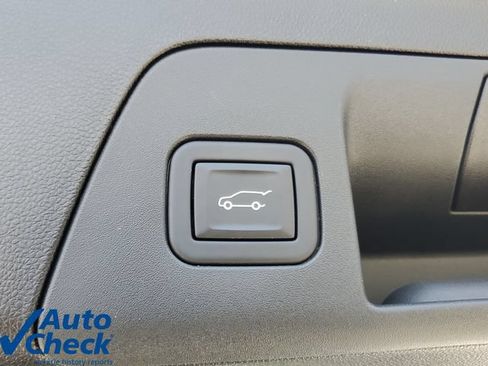 Used 2024 Buick Envision Avenir AWD/4WD image 11