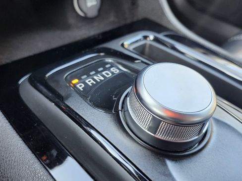 Used 2023 Chrysler 300 S image 34