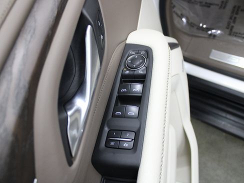 Used 2021 GMC Yukon XL Denali image 54