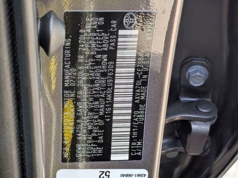 Used 2020 Toyota Camry SE image 31