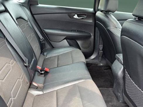 Used 2022 Kia Forte GT-Line w/ GT-Line Premium Package FWD image 22