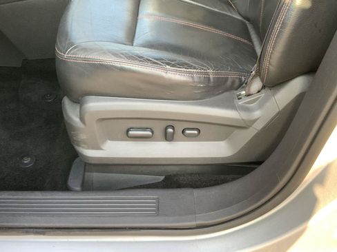 Used 2013 Ford Edge SEL FWD image 20