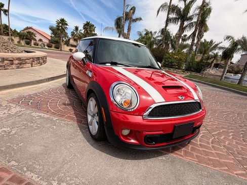 Used 2012 MINI Cooper S FWD image 19