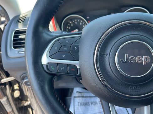 Used 2018 Jeep Compass Trailhawk w/ Leather Interior Group AWD/4WD image 14