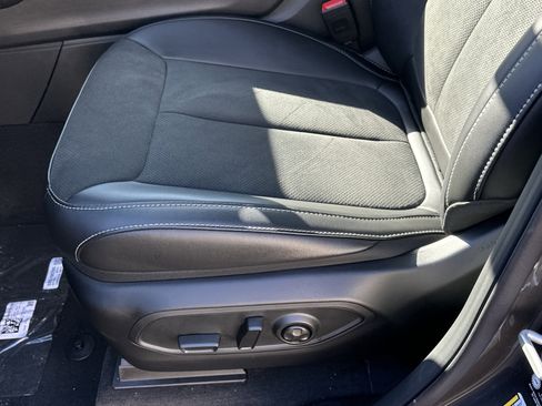 New 2025 Jeep Grand Cherokee L Altitude image 29