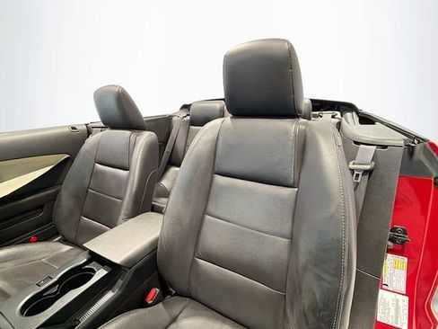 Used 2008 Ford Mustang Premium image 17
