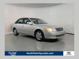 Used 2003 Toyota Avalon XLS FWD video 1