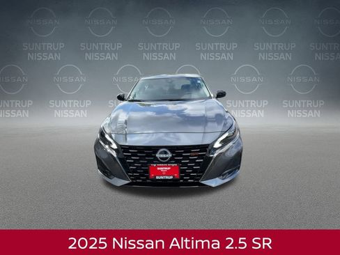 New 2025 Nissan Altima 2.5 SR w/ SR Premium Package image 4