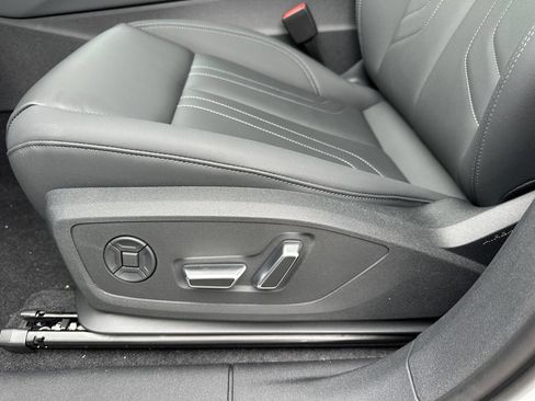 New 2026 Audi Q3 quattro 2.0T AWD/4WD image 25