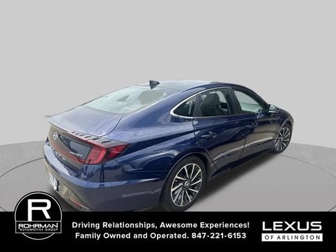 Used 2022 Hyundai Sonata Limited w/ Cargo Package FWD image 3