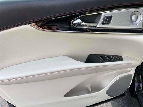 Used 2016 Lincoln MKX Black Label w/ Climate Package image 26