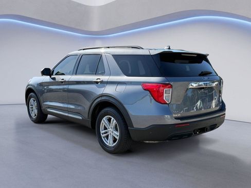 Used 2022 Ford Explorer XLT w/ Class IV Trailer Tow Package AWD/4WD image 5