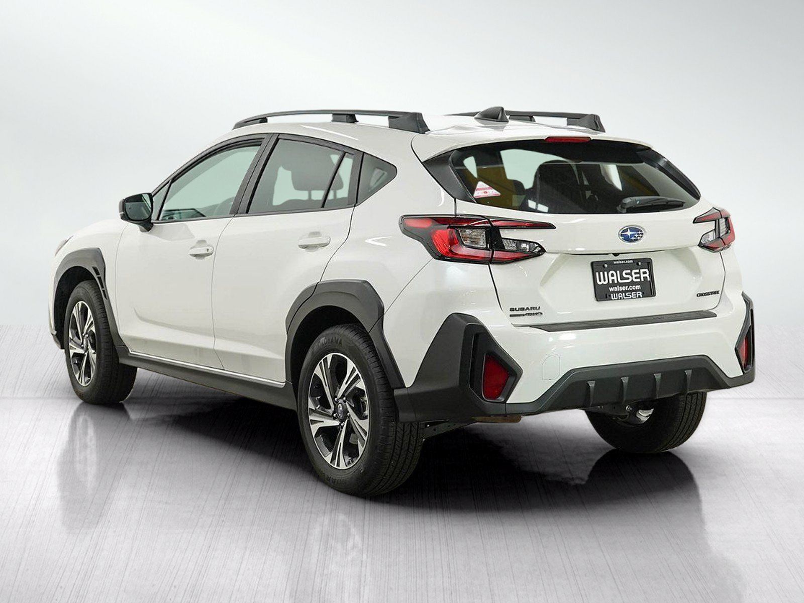 Used 2026 Subaru Crosstrek 2.5i Premium AWD/4WD image 3