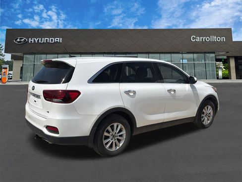 Used 2019 Kia Sorento FWD V6 image 5