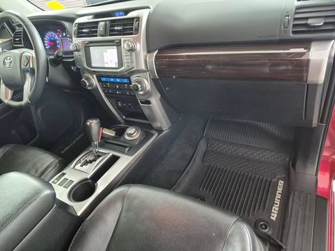 Used 2018 Toyota 4Runner Limited AWD/4WD image 29