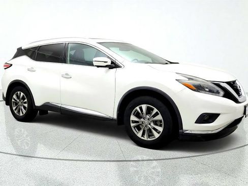 Used 2018 Nissan Murano SL AWD/4WD image 3