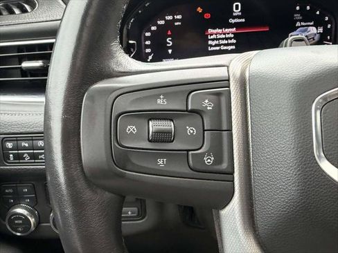 Used 2023 GMC Yukon XL Denali w/ Denali Reserve Package AWD/4WD image 26